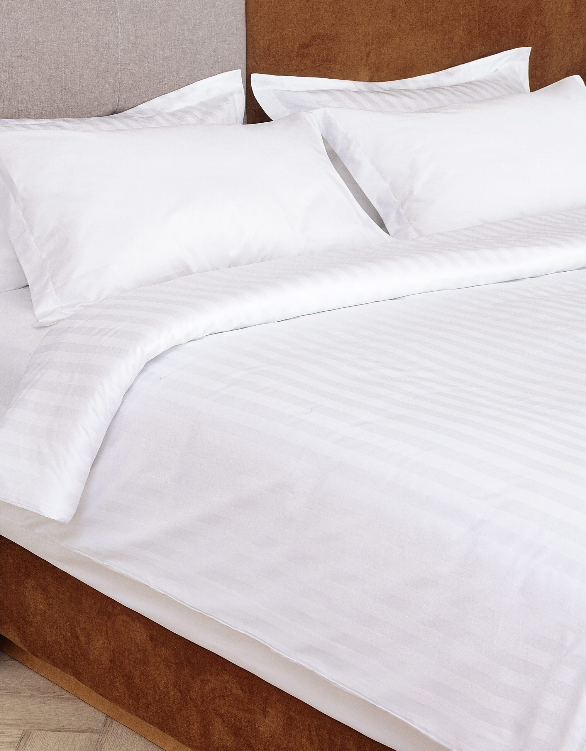 Hotel Bed